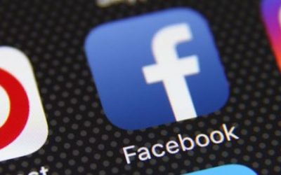How do I create an effective Facebook ad?
